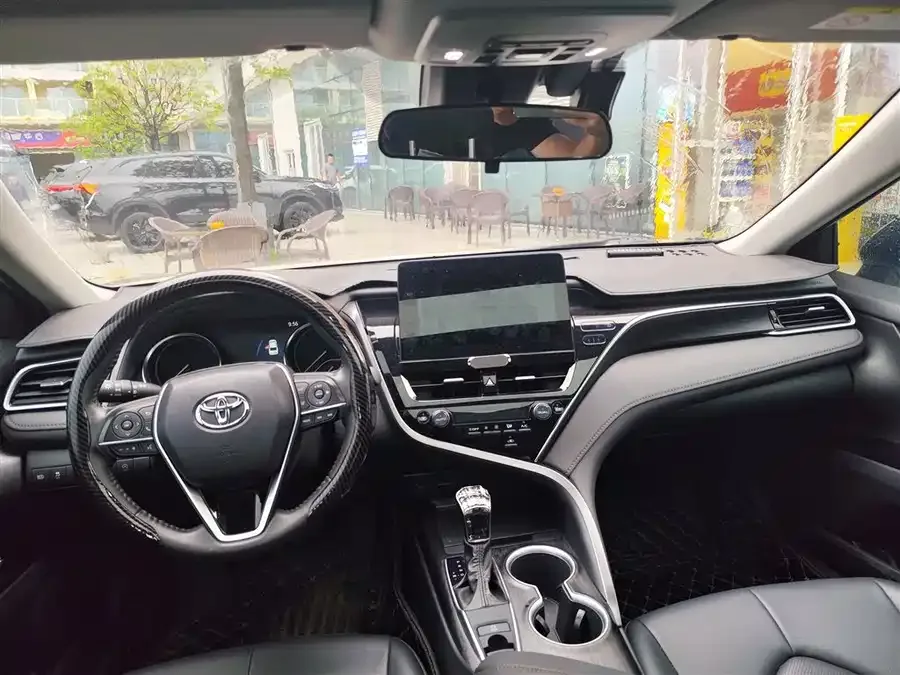 Toyota Camry Camry 2023 2.0G Deluxe Edition 2024 — миниатюра 2