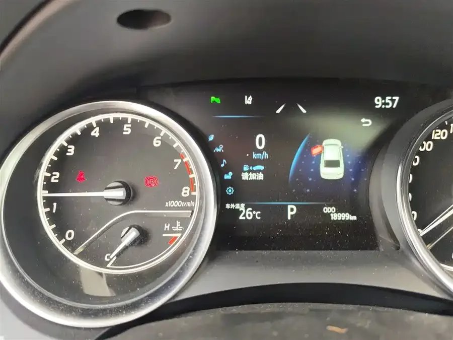 Toyota Camry Camry 2023 2.0G Deluxe Edition 2024 — миниатюра 4