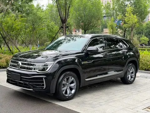 Volkswagen Teramont 2024 купить в Москве
