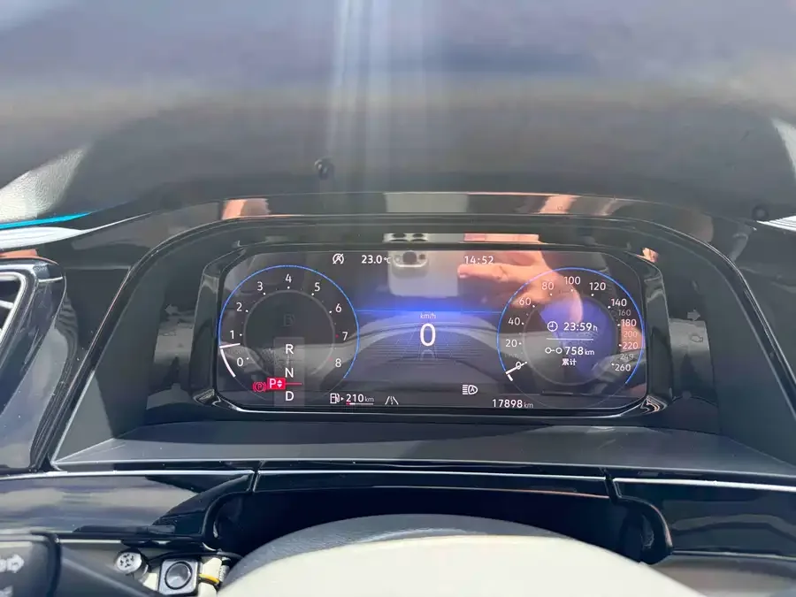 Volkswagen Teramont 2023 Touron 530 V6 4WD flagship version 2024 — миниатюра 5