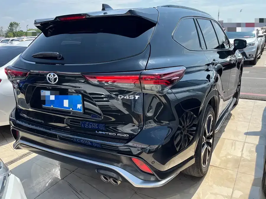 Toyota Crown Land Crown Land Release 2022 2.0T 4WD Premium Edition 2023 — миниатюра 2