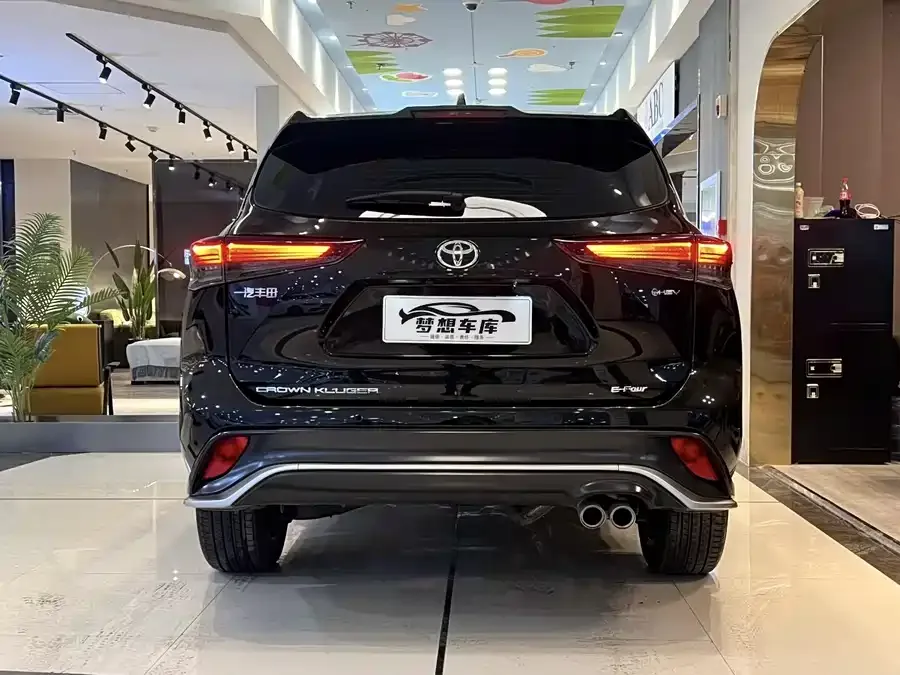 Toyota Crown Land Crown Land 2024 2.5L HEV 4WD Deluxe Edition 2025 — миниатюра 5