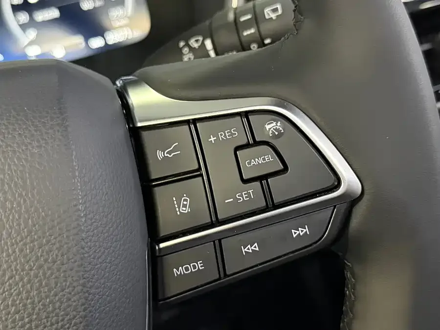 Toyota Crown Land Crown Land Release 2024 2.0T 4WD Jinyao Edition 2025 — миниатюра 4