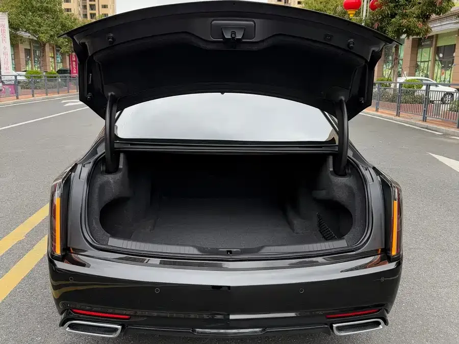 Cadillac CT6 2023 28T Luxury Edition 2023 — миниатюра 3
