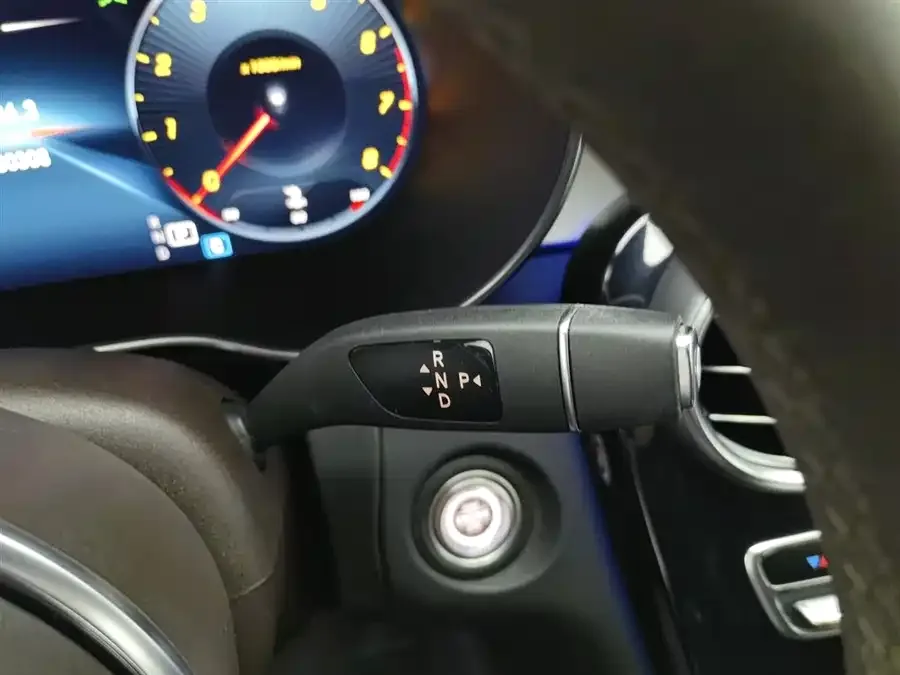 Mercedes-Benz GLC-Class Mercedes-Benz GLC 2022 Model 3 GLC 260 L 4MATIC Dynamic 2022 — миниатюра 4