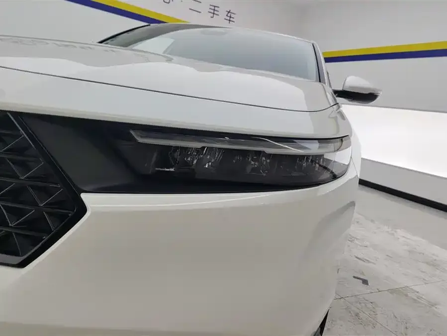 Honda Accord Accord 2024 260TURBO Luxury Edition 2024 — миниатюра 5