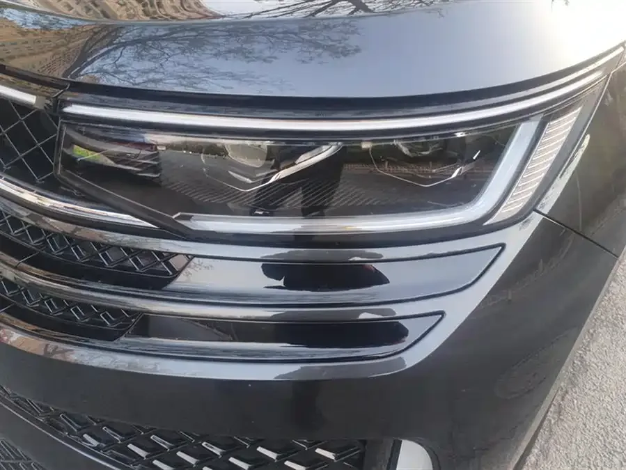 Volkswagen Tavendor 2023 Lanxun 380TSI 4WD R-Line Touring Edition 2023 — миниатюра 5