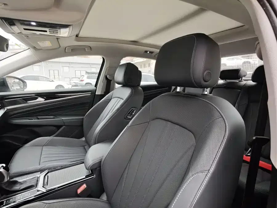 Volkswagen Passat Passat 2025 Outstanding Model 330TSI Starry Sky Elite Edition 2026 — миниатюра 3