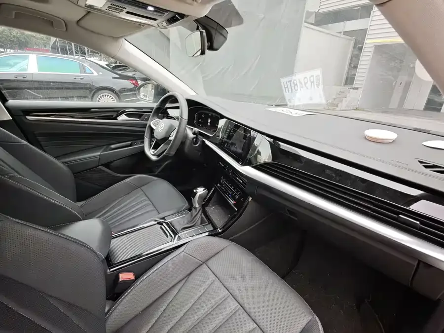 Volkswagen Passat Passat 2025 Outstanding Model 330TSI Starry Sky Elite Edition 2026 — миниатюра 5