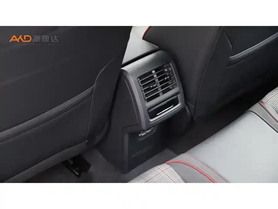 Volkswagen GOLF GTI Golf GTI 2023 380TSI DSG GTI 2024 — миниатюра 3