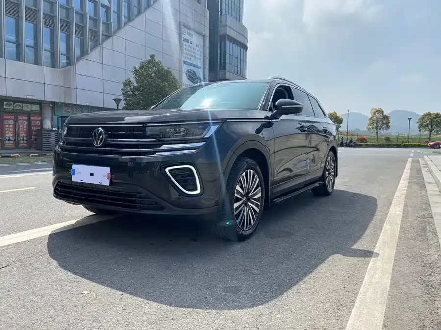 Volkswagen Tavendor 2023