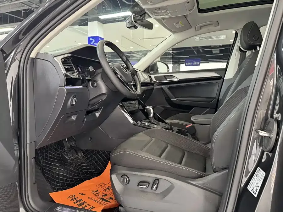 Volkswagen Tayron Tanyue 2022 280TSI 2WD Luxury Smart Edition 2022 — миниатюра 2