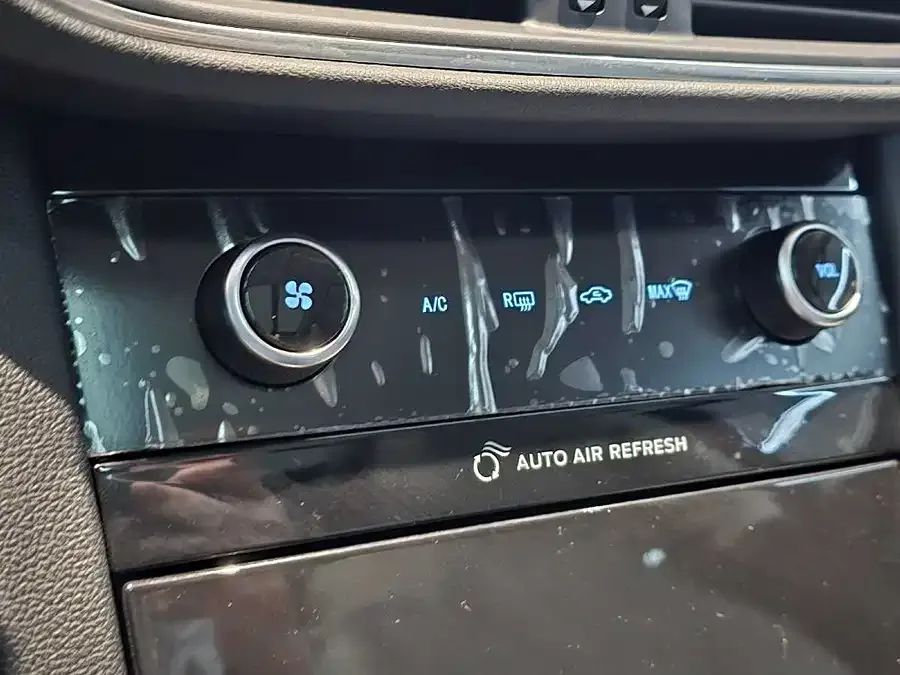 Ford Edge 2020 EcoBoost 245 2WD Premium Edition 2023 — миниатюра 4