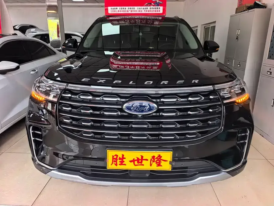 Ford Explorer 2024