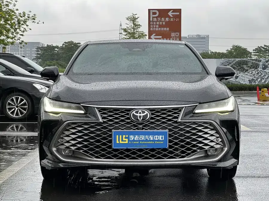 Toyota Avalon 2025