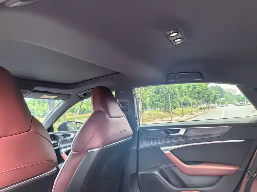 Audi A7L 2023 45 TFSI quattro S-line Black Warrior Edition 2023 — миниатюра 3