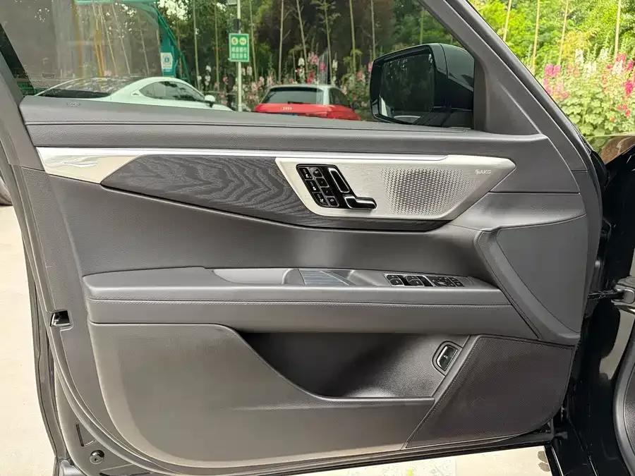 Cadillac CT6 2023 28T Luxury Edition 2024 — миниатюра 2