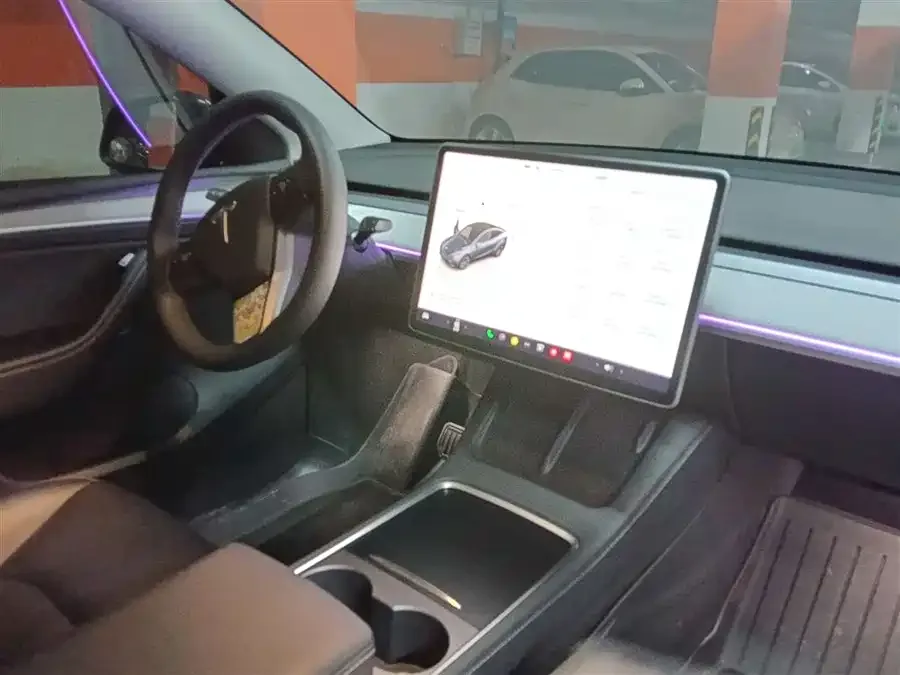 Tesla Model Y Model Y 2024 rear-wheel drive version 2024 — миниатюра 5