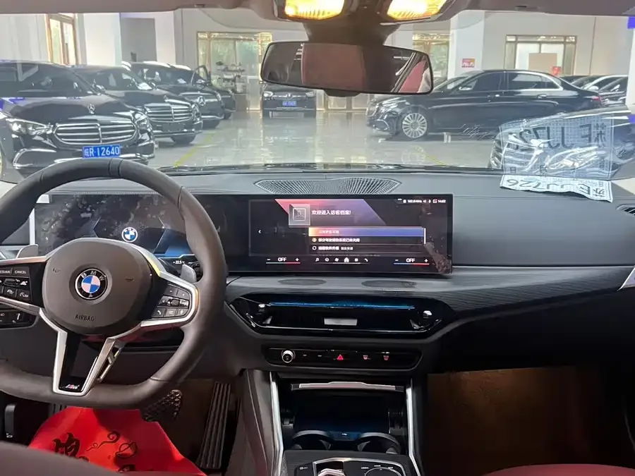 BMW 3 Series BMW 3 Series 2025 325Li M Sport Package 2026 — миниатюра 4