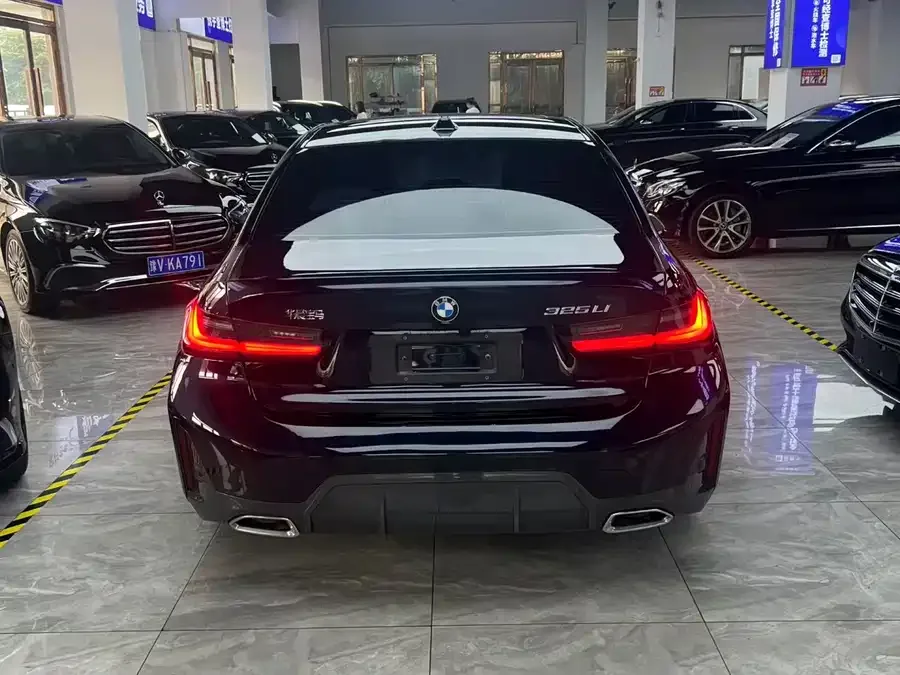 BMW 3 Series BMW 3 Series 2025 325Li M Sport Package 2026 — миниатюра 5