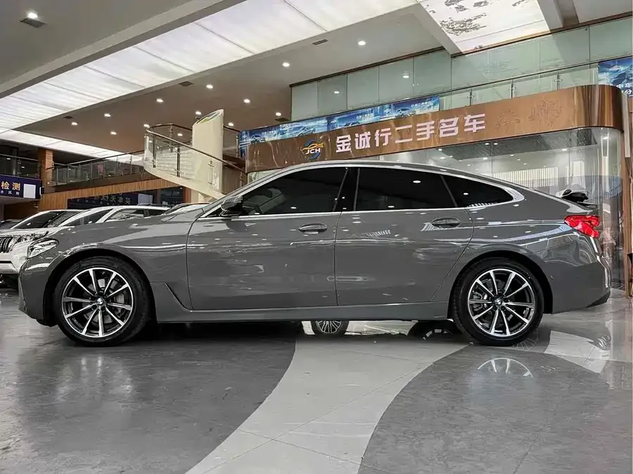 BMW 6 Series GT 2022 630i Luxury Design Package 2022 — миниатюра 4
