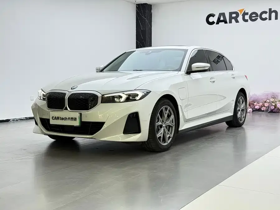 BMW i3 2025 eDrive 35 L 2025 — фото 1, купить с доставкой в Москву