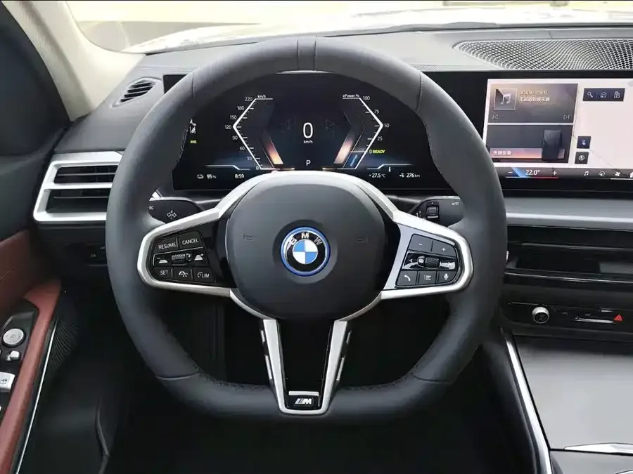 BMW i3 2025 eDrive 35 L 2025 — миниатюра 4