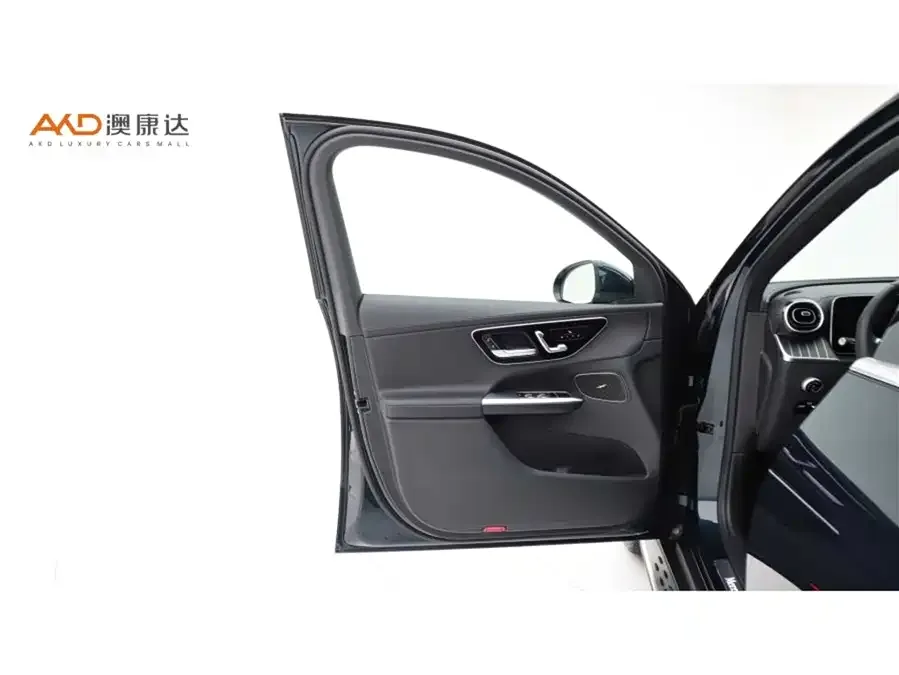 Mercedes-Benz GLC-Class Mercedes-Benz GLC 2023 facelift GLC 300 L 4MATIC dynamic 5-seater 2023 — миниатюра 3
