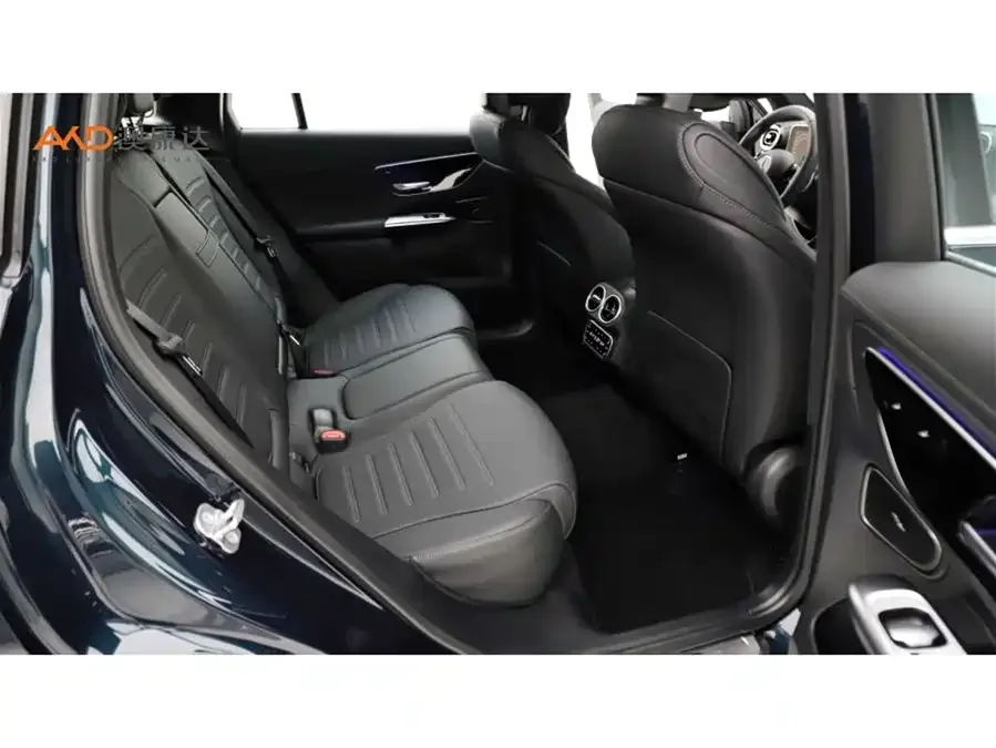 Mercedes-Benz GLC-Class Mercedes-Benz GLC 2023 facelift GLC 300 L 4MATIC dynamic 5-seater 2023 — миниатюра 5