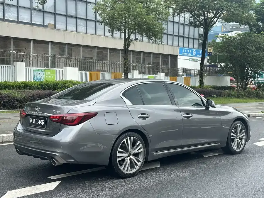 Infiniti Q50L 2022 2.0T Advanced Edition 2023 — миниатюра 2