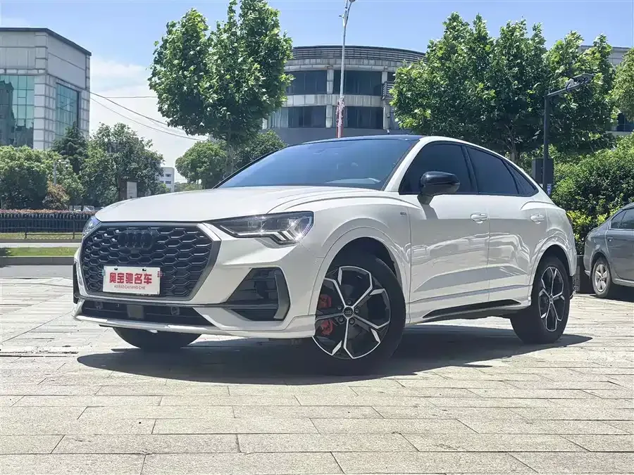 Audi Q3 SPORTBACK 2025