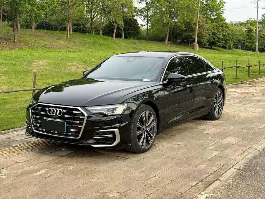 Audi A6L 2025