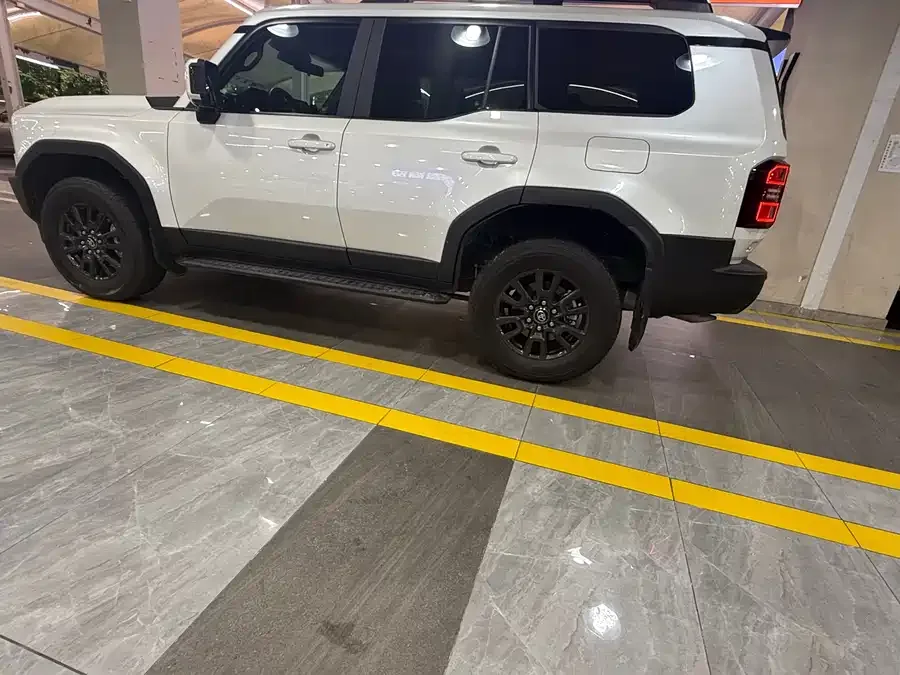 Toyota Prado Prado 2025 2.4T All-round TX Edition 5 Seaters 2025 — миниатюра 3