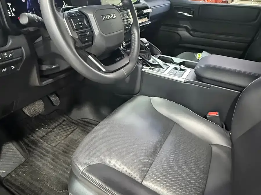 Toyota Prado Prado 2025 2.4T All-round TX Edition 5 Seaters 2025 — миниатюра 4