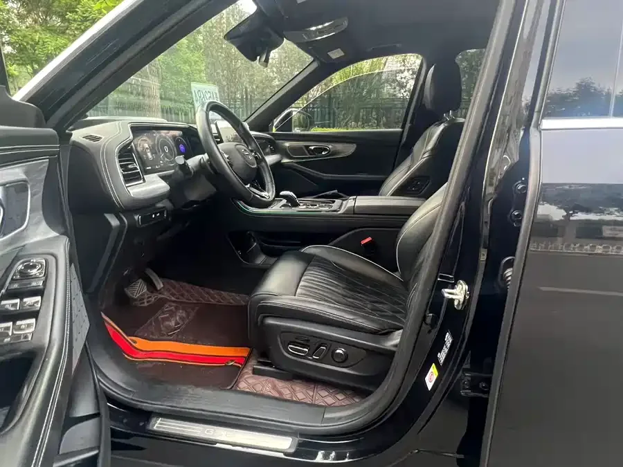 GAC Trumpchi GS8 Trumpchi GS8 2022 Pilot Series 2.0TGDI 4WD Supreme Edition (7 seats) 2023 — миниатюра 4