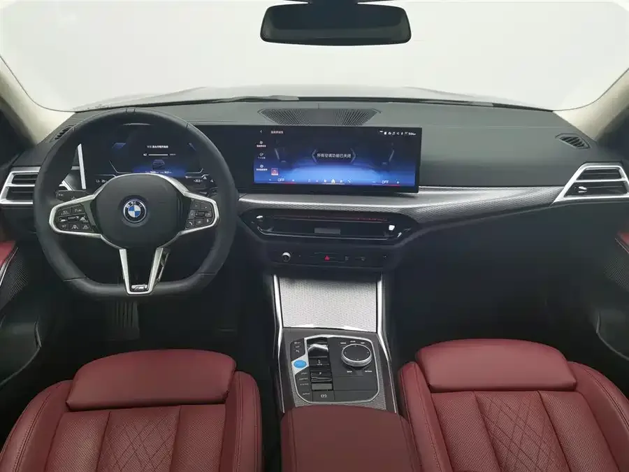 BMW i3 2025 eDrive 40 L Night Edition 2024 — миниатюра 2