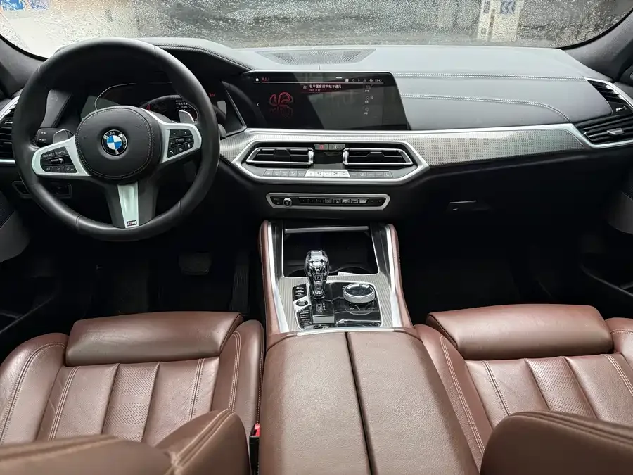 BMW X6 2022 facelift xDrive40i M Sport package 2022 — миниатюра 2