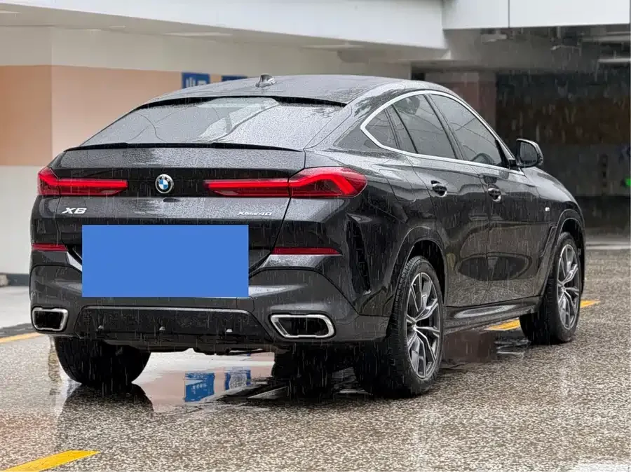 BMW X6 2022 facelift xDrive40i M Sport package 2022 — миниатюра 3