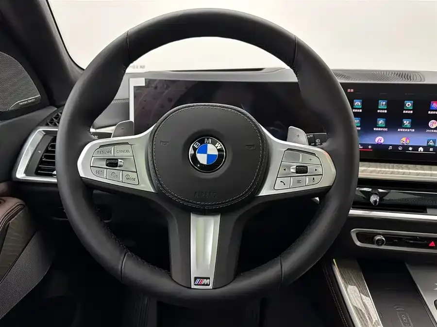 BMW X5 2026 xDrive 40Li M Sport Night Edition 2026 — миниатюра 3