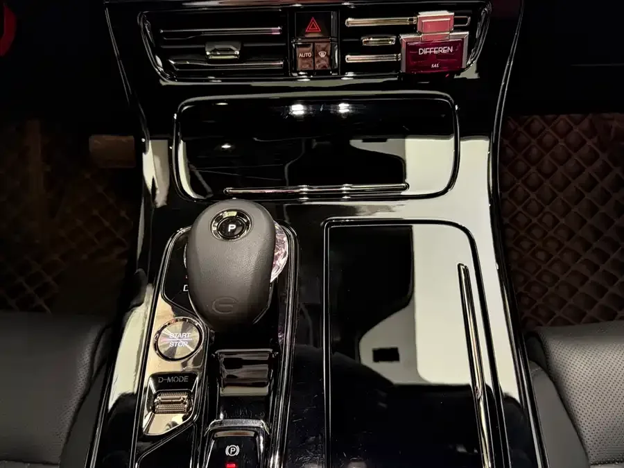 GAC Trumpchi M8 Trumpchi M8 2023 Grandmaster Series Dual Engine Supreme Edition 2023 — миниатюра 4