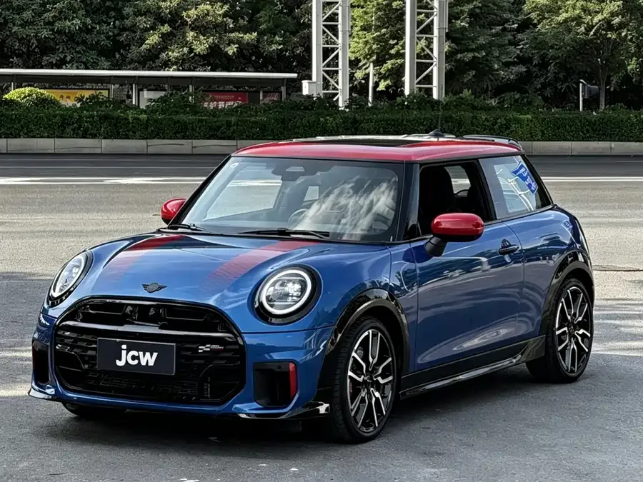 MINI JCW 2026