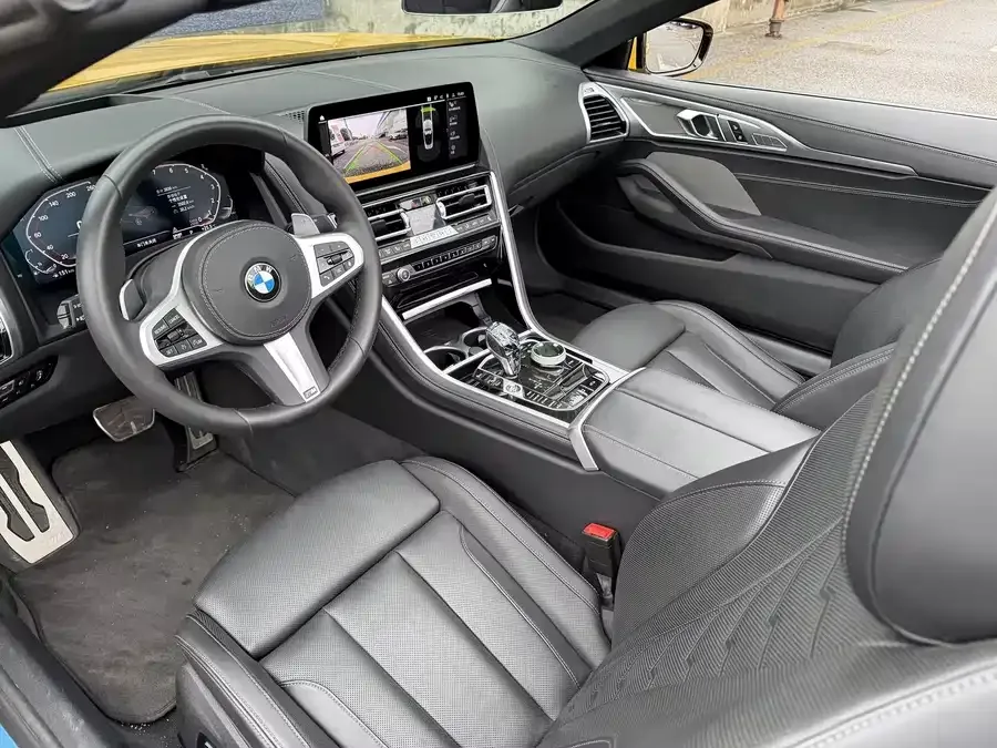 BMW 8 Series BMW 8 Series 2022 840i Convertible Coupe M Sport Package 2025 — миниатюра 4