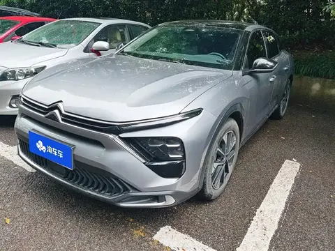 Citroen Versailles C5 X 2023 купить в Москве