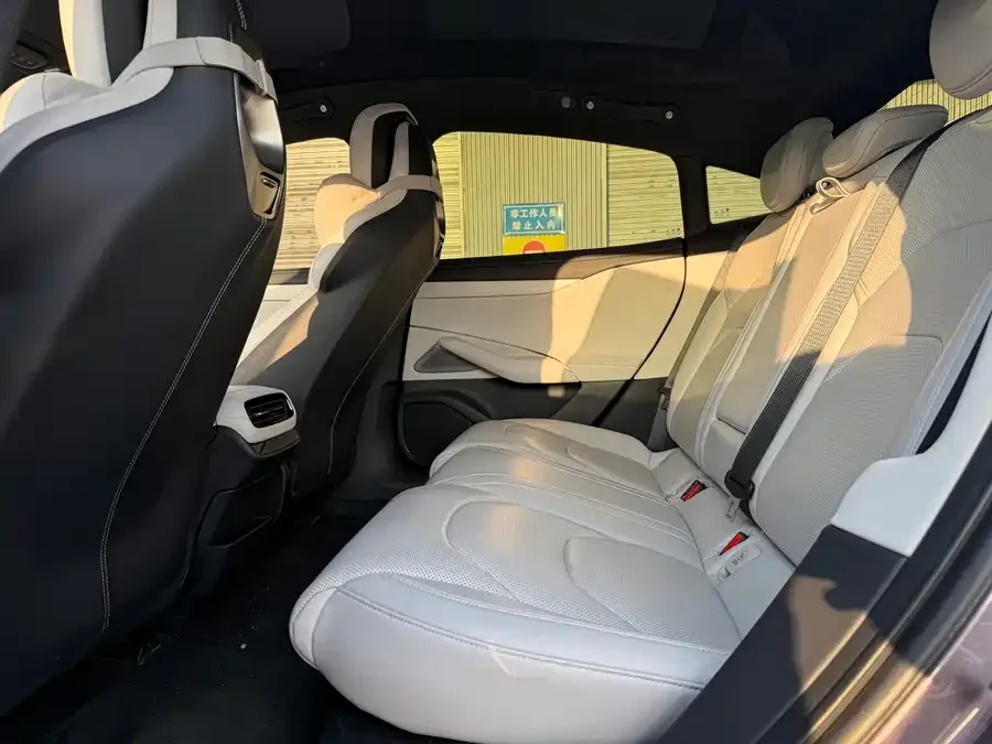 Xiaomi SU7 Xiaomi SU7 2024 rear-wheel drive long-range advanced intelligent driving Pro version 2024 — миниатюра 3