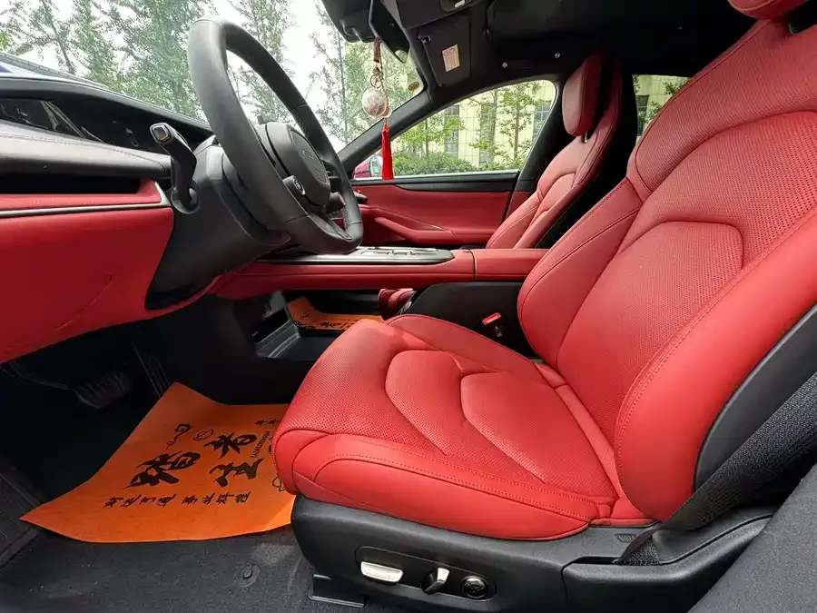 Xiaomi SU7 Xiaomi SU7 2024 rear-wheel drive long-range smart driving version 2025 — миниатюра 4