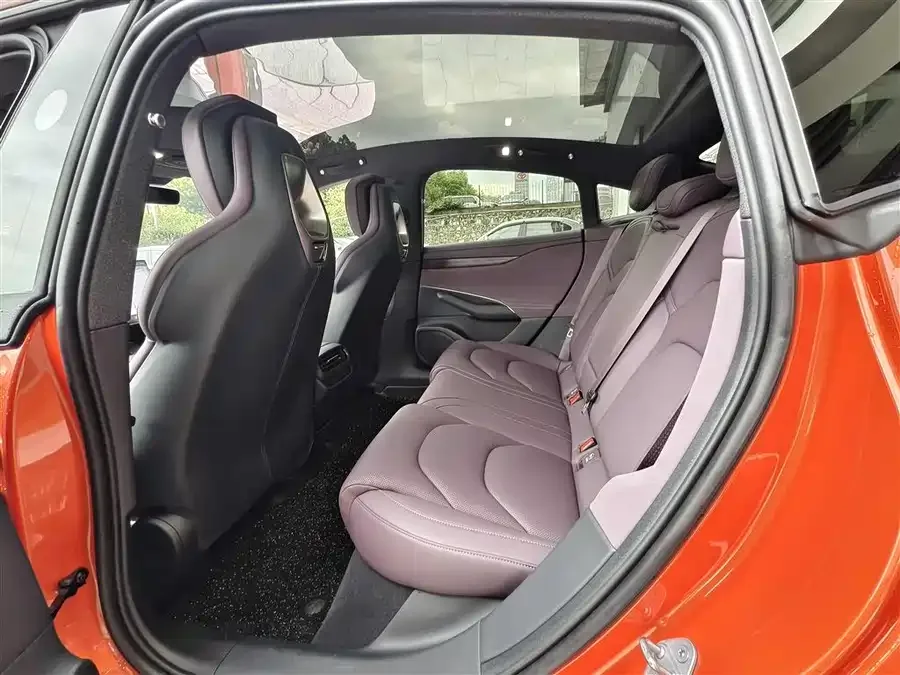 Xiaomi SU7 Xiaomi SU7 2024 rear-wheel drive long-range smart driving version 2025 — миниатюра 2