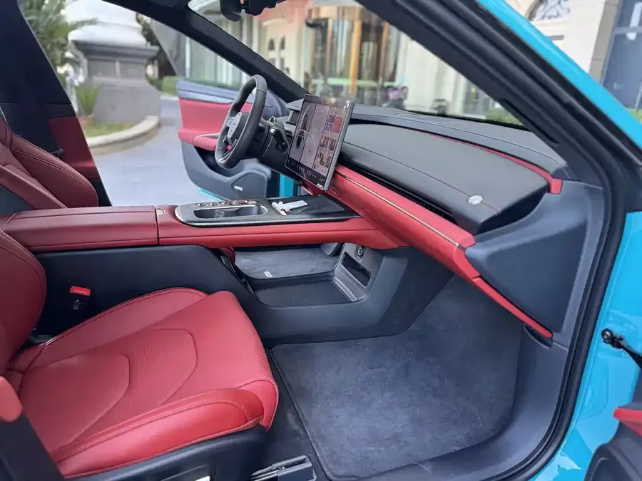Xiaomi SU7 Xiaomi SU7 2024 four-wheel drive ultra-long battery life high-end intelligent driving Max version 2024 — миниатюра 2