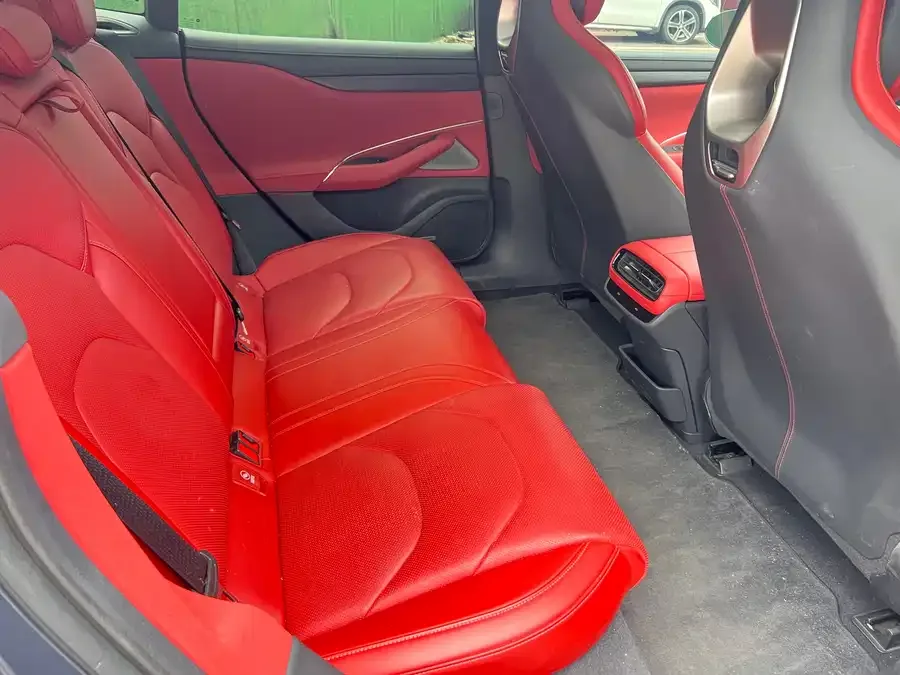 Xiaomi SU7 Xiaomi SU7 2024 four-wheel drive ultra-long battery life high-end intelligent driving Max version 2024 — миниатюра 3