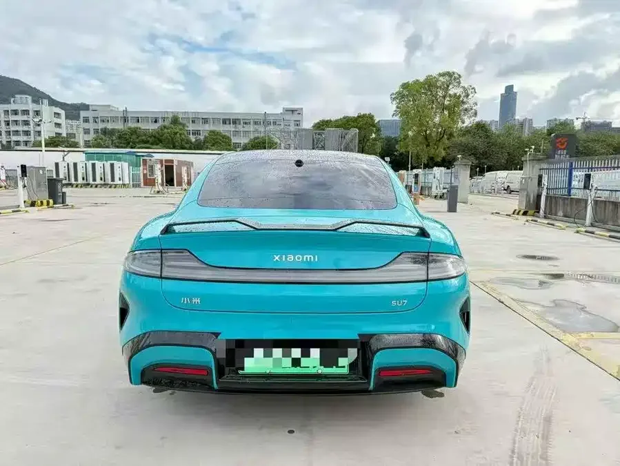 Xiaomi SU7 Xiaomi SU7 2024 rear-wheel drive long-range smart driving version 2025 — миниатюра 3