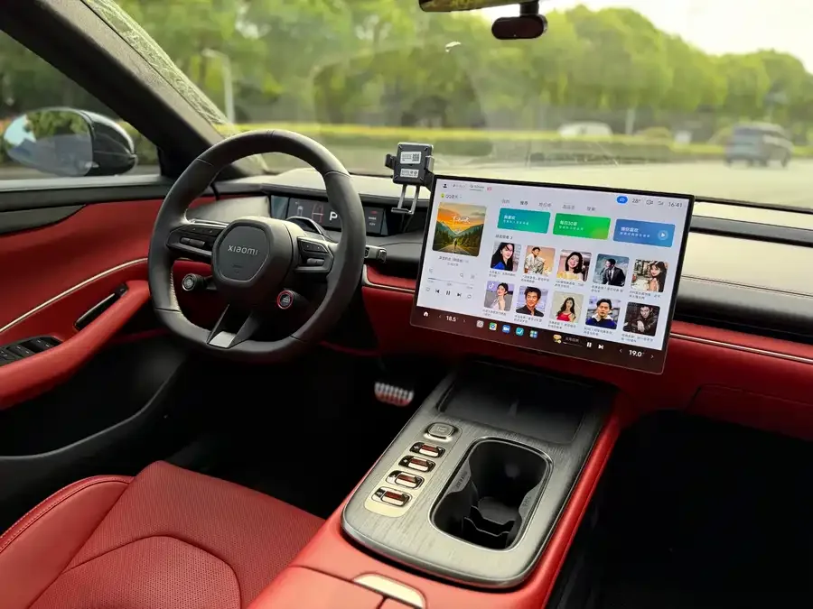 Xiaomi SU7 Xiaomi SU7 2024 four-wheel drive ultra-long battery life high-end intelligent driving Max version 2024 — миниатюра 3